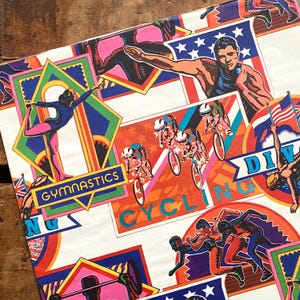 Vintage Sport Geschenkverpackung - 1 unbenutztes Blatt - altes Geschenkpapier Ephemera, alles Gute zum Geburtstag, Junk Journal, Bastelbedarf, Vintage Olympiade