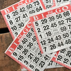 Lot de 20 cartes de bingo rouges, feuilles de bingo, papier journal indésirable, journal éphémères, fournitures pour agenda, fournitures créatives, papier éphémères, travaux manuels