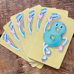 Cartes à jouer vintage - lot de 6 - cartes pour enfants mignons, art altéré de scrapbooking, papier journal indésirable éphémères, dessin animé numéro huit, travaux manuels