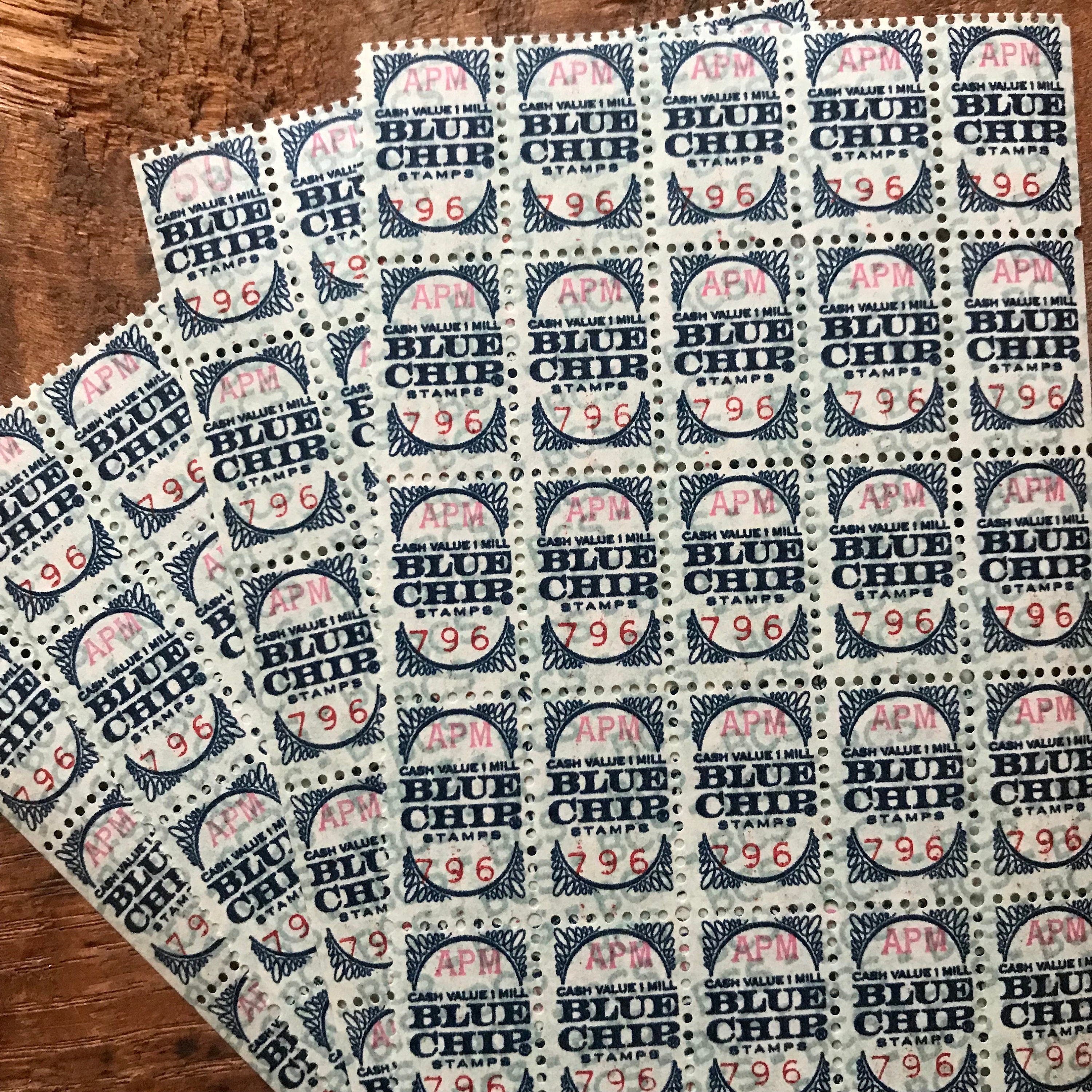 1 Blue Chip Savings Book Filled With Stamps 1960 GC/ Ephemera Junk