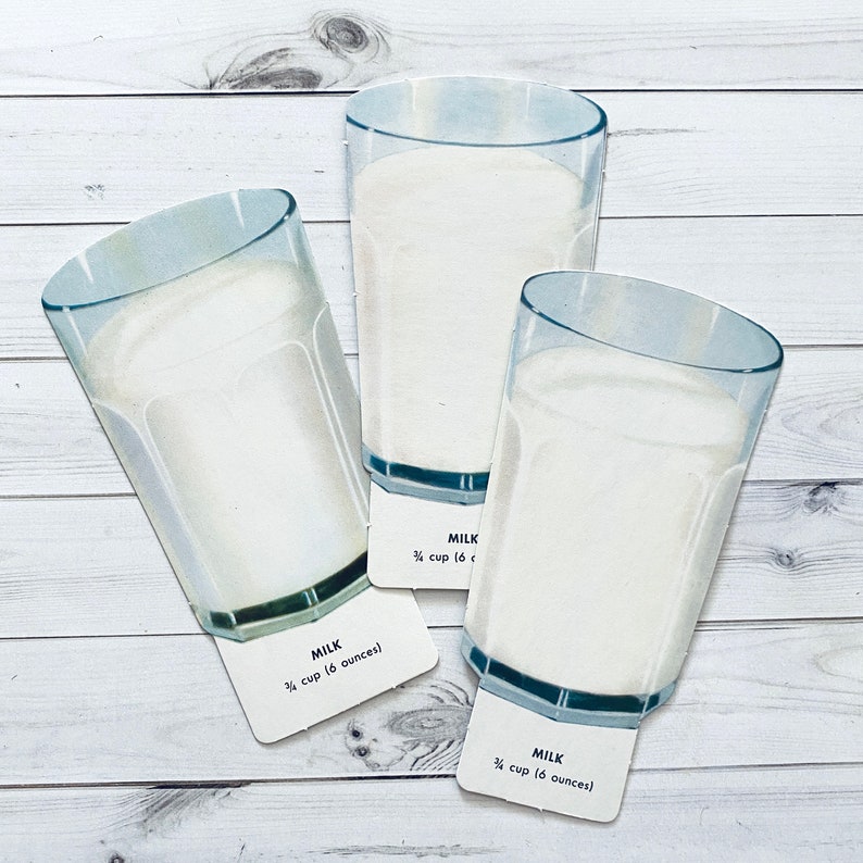 Vintage mjölkstans från 1970-talet - Välj alternativ - Skolkort med kost, kartongbild, näringsstans, dryck, gammalt matpapperstryck Milk (3/4 Cup)