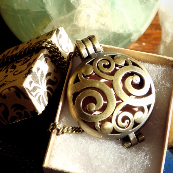 Artsy Celtic Spiral Scent Pendant Diffuser Necklace Aromatherapy Jewelry Bronze Tone Locket Essential Oil Aroma Boho Gift Box Included