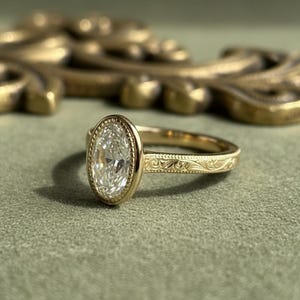 Vintage Art Wedding Band, Oval Lab Grown Diamond Ring, Antique Milgrain Bezel Set Engagement Ring, 14K Yellow Gold Anniversary Ring For Her