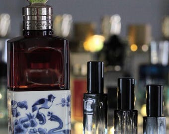 Soie Malaquais - Dries Van Noten : Authentic Perfume Decant & Travel Spray Sample