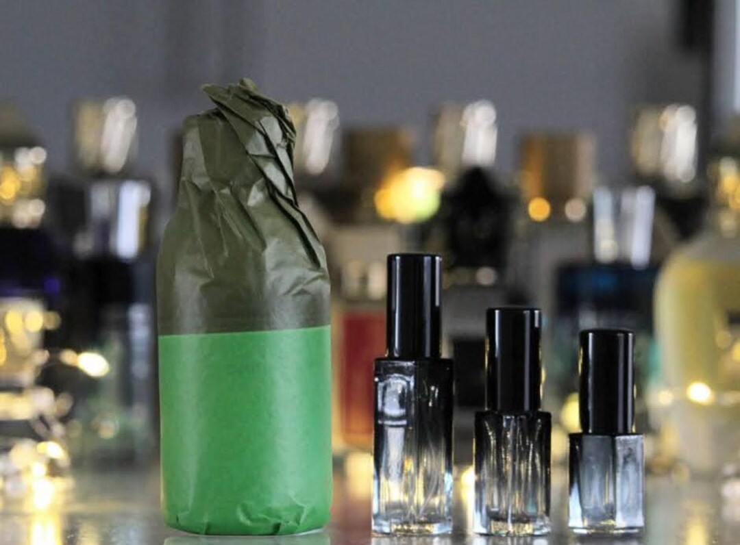 Crazy Basil - Dries Van Noten : Authentic Perfume Decant / Travel