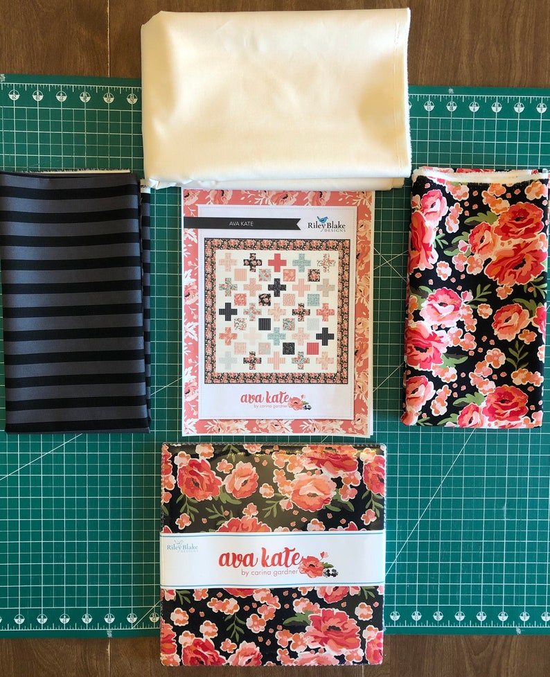 Ava Kate Quilt Kit by the RBD Designers 70 by 70 ~~ Cotton Quilt Top Fabric ~~ Free Shipping