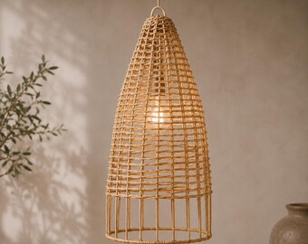 Lampadario a sospensione in rattan naturale – Paralume conico intrecciato a mano – Design minimalista