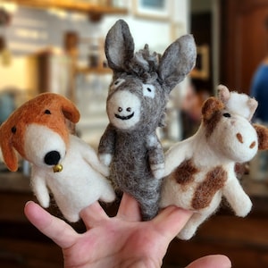 Felt Finger Puppet Set – Farm Animals Cow Donkey Dog -– Montessori finger puppet -felt hand puppet set