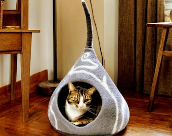 Ręcznie robione filcowe legowisko dla kota w kształcie jaskini: przytulny wełniany domek dla kota