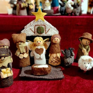 Guardería artesanal en feutre: decoración religiosa de Navidad