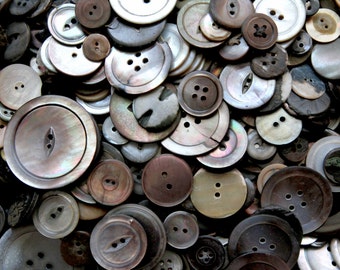 100 Dark Mother of Pearl Buttons, vintage button lot, dark mop buttons, craft buttons, smokey mop buttons
