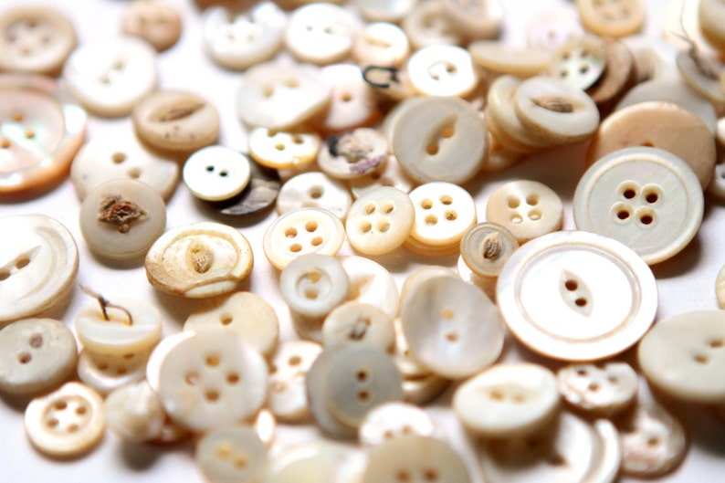 100 Mother of Pearl Buttons, vintage button lot, craft buttons, antique buttons, shabby buttons, pearl buttons, mop buttons 