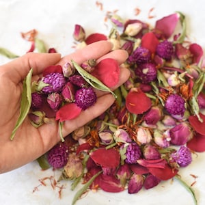Dried Flower Confetti Natural Petal Confetti Biodegradable Confetti Wedding Toss Eco-Friendly Party Decor Candle Soap Making Confetti Bulk