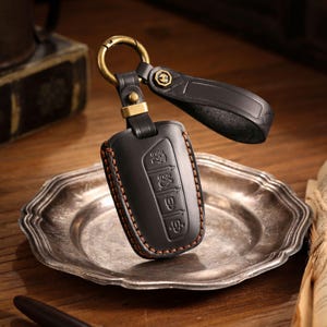 Handmade Leather Key Fob Cover Fit for Hyundai ix45, Personalized Leather Car Key Case, Birthday Gift for Him