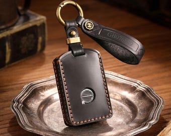 Personalisierte Leder Schlüsselanhänger Cover Fit für Lotus XC40 XC60 XC90 S60 S90 V60 V90 usw, handgemachte Leder Autoschlüssel Fall, Geburtstagsgeschenk für Ihn