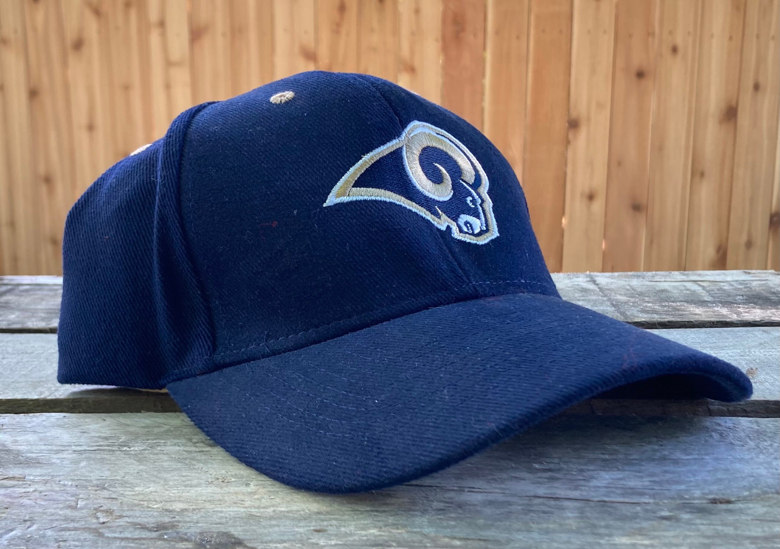 Deadstock RAMS Hat / Never Worn Vintage NFL Football St Louis 