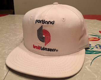 Sombrero snapback Portland Trailblazers de la década de 1990 - nuevo stock viejo - nunca usado