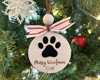 Personalized Modern Ornament 2025 | Merry Woofmas with Black Velvet Paw