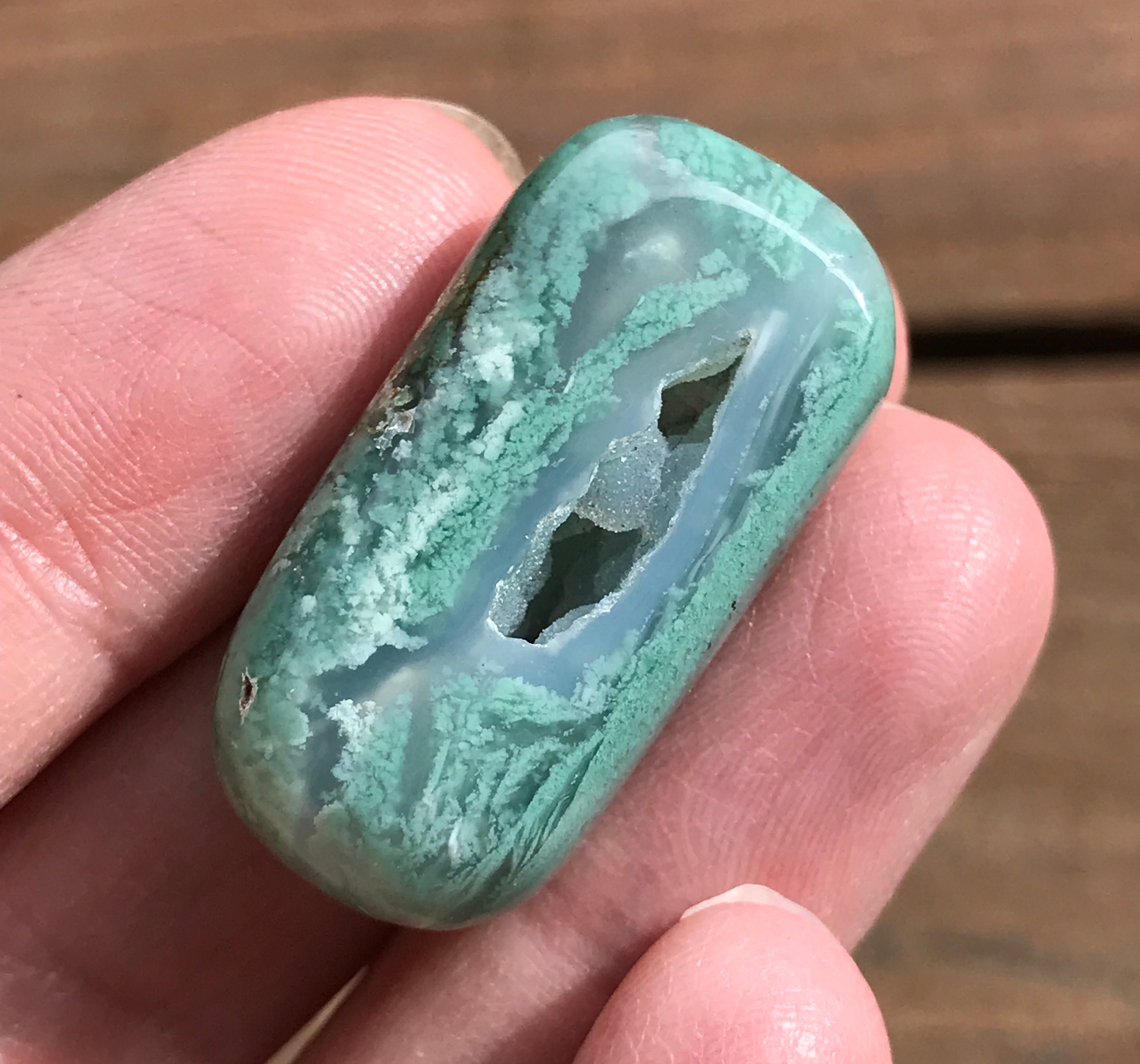 zimbabwe-chrysoprase-stone-specimen-with-drusy