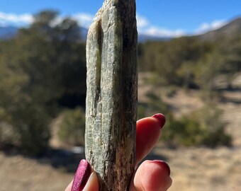 Green Kyanite specimen rough crystal Brazil wire wrapping supplies