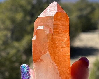 Mother and Children Tangerine quartz Brazil crystal point natural stone