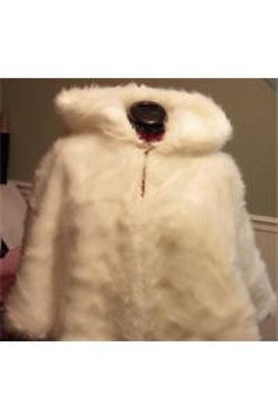 white faux fur cape wedding