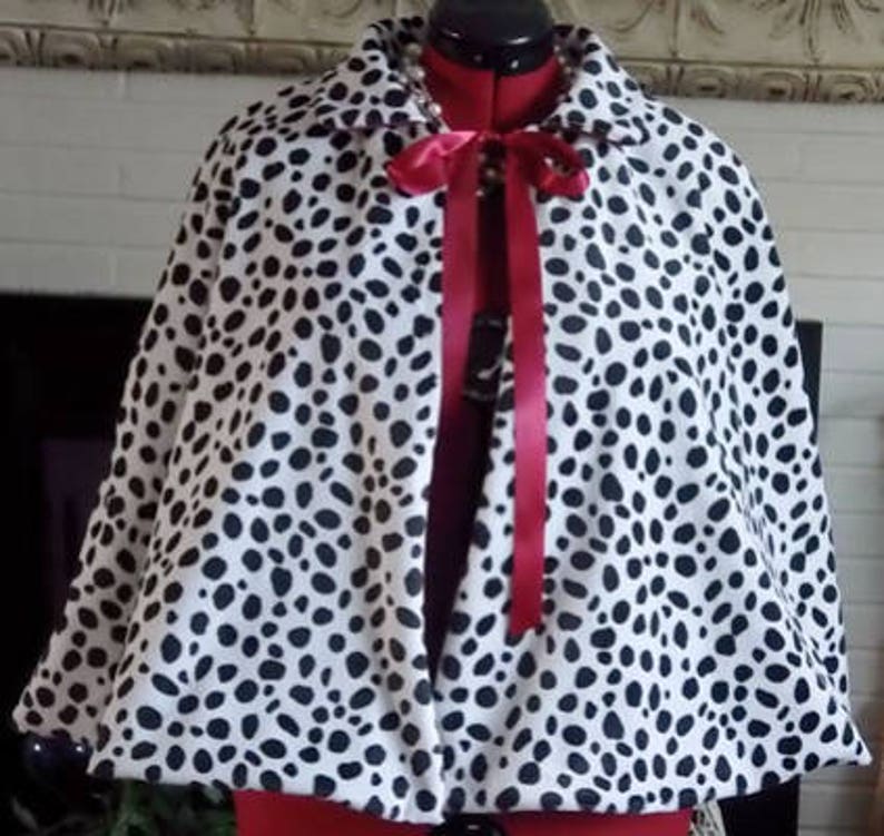 Cruella Deville Capes,Halloween Costumes,Capes,Dalmatian Capes,Faux Fur Cloaks,Costumes