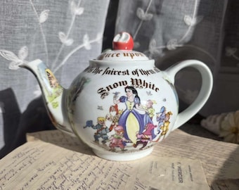 Rare Snow White Porcelain Teapot Paul Cardew Design England