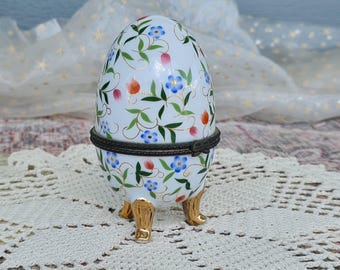 ヴィンテージの脚付き陶器製卵型小物入れ - Etsy 日本