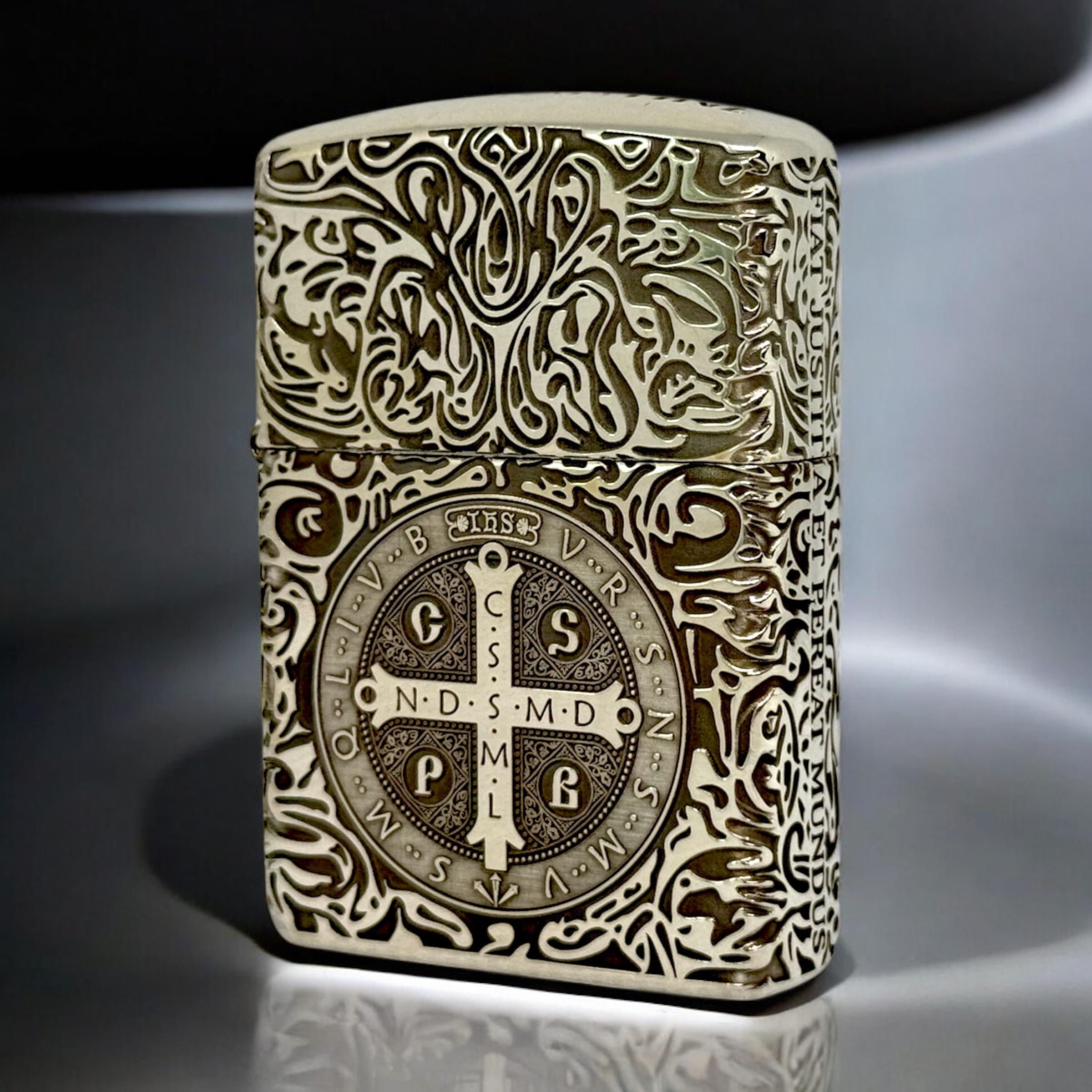 タバコグッズ Zippo constantine sterling silver armor Sterling Silver Zippo Lighter: Constantine Armor, Deep Laser