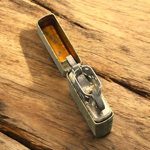 Encendedor Zippo personalizado con diseño de guerrero japonés samurái imagen 6