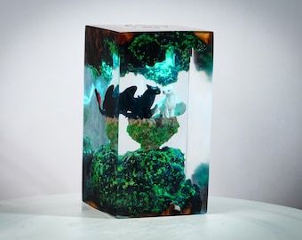 PREMIUM T.oo.th.less Dragon Couple Lamp – Handmade Fantasy Diorama Resin Lamp – Enchanted Forest Scene & Unique Gift for Couples and