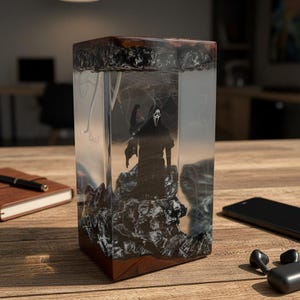 Lámpara de resina espeluznante hecha a mano, exclusiva, coleccionable de película de terror, decoración única de Halloween para fanáticos.