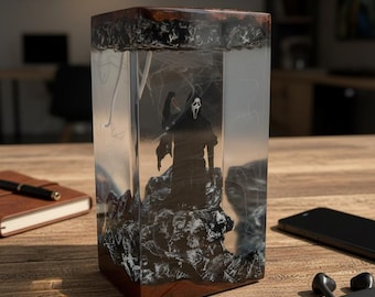 EXCLUSIVE Handmade Spooky Resin Lamp, Horror Movie Collectible Light, Horror Slasher Movie Light, Unique Halloween Decor for Fans