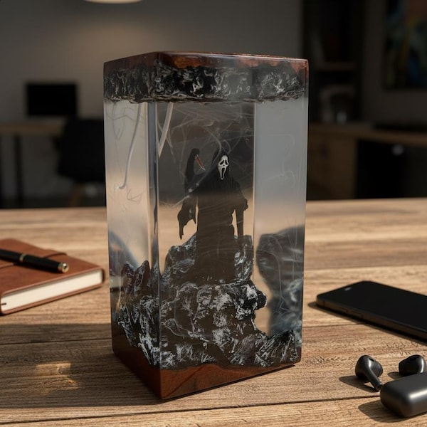 EXCLUSIVE Handmade Spooky Resin Lamp, Horror Movie Collectible Light, Horror Slasher Movie Light, Unique Halloween Decor for Fans