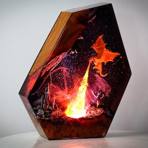 EXCLUSIVE Handmade Fire Dragon Resin Lamp – Fantasy SKyrim Night Light, Mystical Flame-Breathing Réin Dragon Decor for Home or Gift