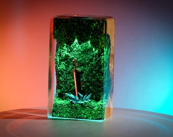 PREMIUM Handcrafted Buster Sword Lamp – Final Fantasy VII Resin Wood Night Light, Gamer Decor & Gift for Father’s Day or Game Fans