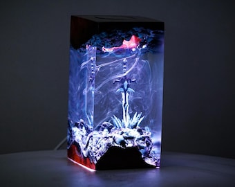 PREMIUM Frostmourne Sword Lamp – Handmade Frozen Blade Warcraft Resin Lamp – Unique DnD Gift for Fantasy RPG Gamers and Collectors