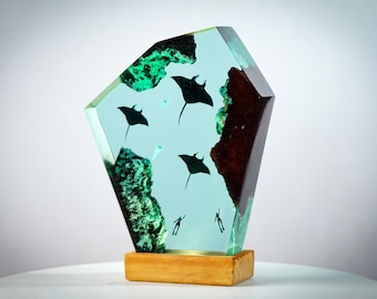 PREMIUM Rays Ocean Lamp - Handmade Ocean Spirit Resin Lamp - Inspired Crystal Light, Deep Sea Epoxy Art & Unique Gift for Nature Lovers