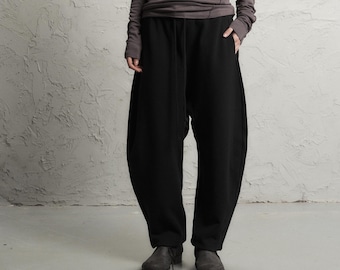 Black Balloon Pants – Cropped Wide Leg French Terry Trouser | THUBAN 3046