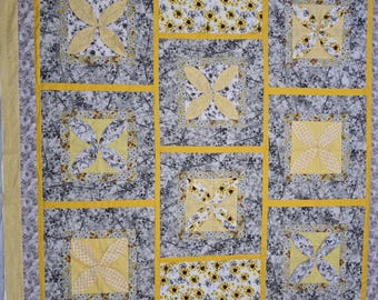 Quilt  with 3-D design