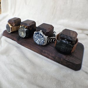 Support de montre en bois, présentoir multi-montres pour organiser les montres, support d'amarrage pour montre personnelle, cadeau pour homme, bureau à domicile