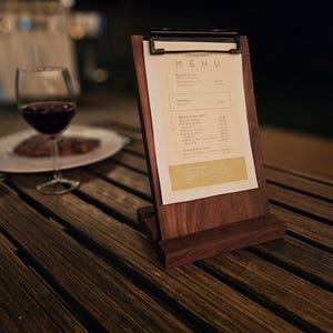 Support de tableau de menu de restaurant pour option alimentaire Support de menu pour table de bar Présentoir de menu pour liste d'aliments Tableau de menu en bois rustique pour restaurant