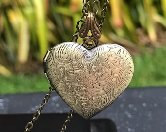 Romantic Two Picture Heart Locket with Floral Art Nouveau Style Etching