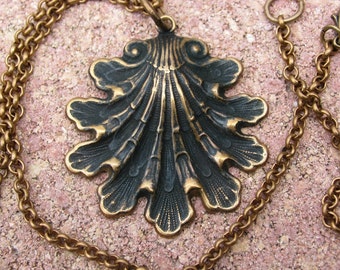 Art Deco Style  Brass Shell Pendant on Vintage Style Brass Rollo Chain