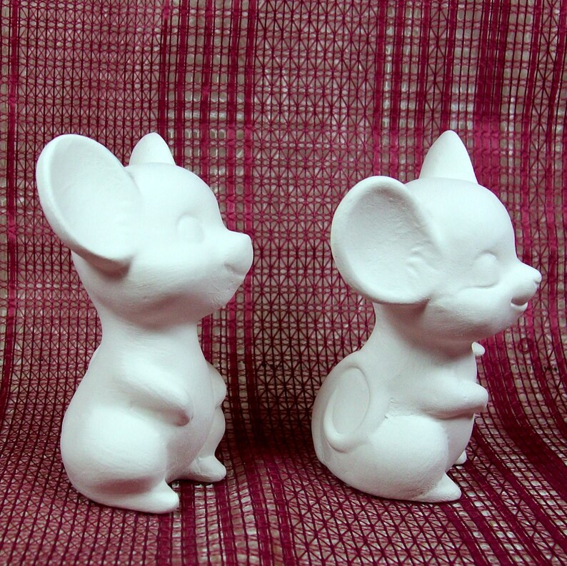 small mouse figurines