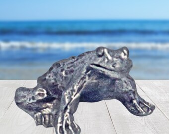 Vintage Pewter Frog Figurine / Pewter Decor / Miniature Toad Statue / Frog Lover Gift / Frog Decor / Gift for Toad Lover /  Toad Decor