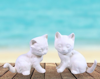 Handmade Paintable Ceramic Cat Figurines, Arts and Craft Kit, Ready to Paint Cat Statues, Unpainted Ceramic Kitties