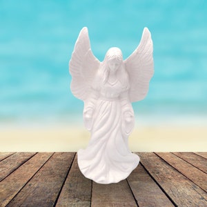 Figurine d'ange en céramique, debout, prête à peindre, faite main avec ailes déployées, statue d'ange en céramique non peinte, cadeau pour amoureux des anges, décoration d'ange image 1