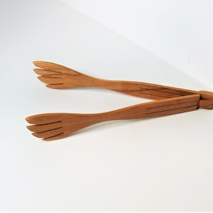 Salad Spring Tongs Made Of Cherry Wood